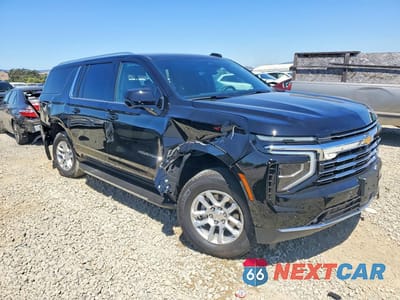 Czwarte zdjęcie samochodu z boku: 2026 CHEVROLET SUBURBAN K1500 LT VIN:1GNS6CKD3TR319473 - miniatura