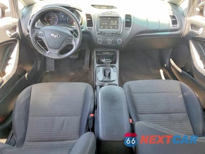 Zdjęcie 8 z 12 samochodu: 2018 KIA FORTE LX VIN:3KPFL4A7XJE199345 - miniatura