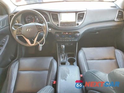 Zdjęcie 8 z 12 samochodu: 2018 HYUNDAI TUCSON LIMITED VIN:KM8J33A2XJU819309 - miniatura