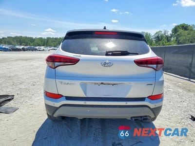 Zdjęcie 6 z 13 samochodu: 2018 HYUNDAI TUCSON VALUE VIN:KM8J3CA24JU688765 - miniatura