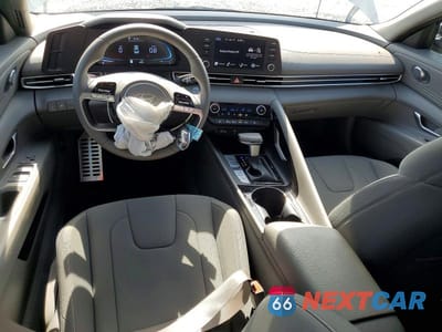 Zdjęcie 8 z 13 samochodu: 2026 HYUNDAI ELANTRA SEL SPORT PREMIUM VIN:KMHLS4DGXTU115090 - miniatura