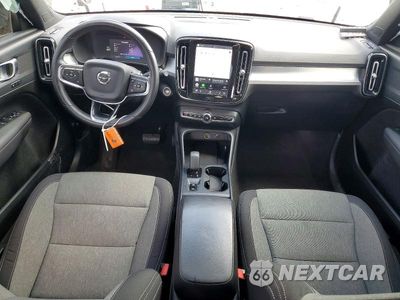Zdjęcie 8 z 12 samochodu: 2024 VOLVO XC40 CORE VIN:YV4L12UK9R2336648 - miniatura