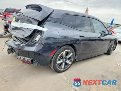 Trzecie zdjęcie samochodu z tyłu: 2022 BMW IX XDRIVE50 VIN:WB523CF02NCK83057 - miniatura
