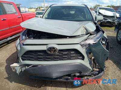 Piąte zdjęcie samochodu w środku: 2023 TOYOTA RAV4 XLE VIN:2T3P1RFVXPW366962 - miniatura