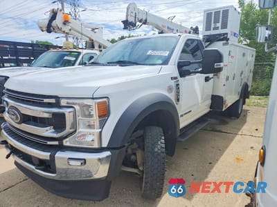 2022 FORD F550 SUPER DUTY 1FDUF5HT7NEC13125 - główne zdjęcie licytacji z USA - miniatura
