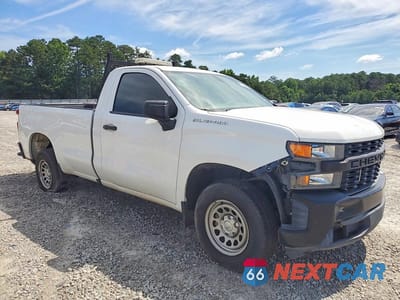 Czwarte zdjęcie samochodu z boku: 2019 CHEVROLET SILVERADO C1500 VIN:3GCNWAEH0KG223467 - miniatura