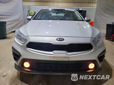 Piąte zdjęcie samochodu w środku: 2020 KIA FORTE LXS VIN:3KPF24AD4LE172525 - miniatura