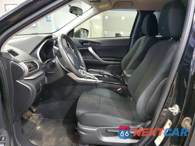 Zdjęcie 7 z 13 samochodu: 2020 MITSUBISHI ECLIPSE CROSS ES VIN:JA4AS3AA6LZ042108 - miniatura
