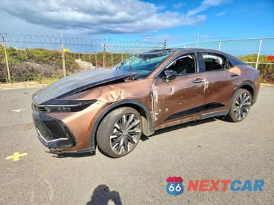 2023 TOYOTA CROWN PLATINUM JTDAFAAF3P3000188 - główne zdjęcie licytacji z USA - miniatura