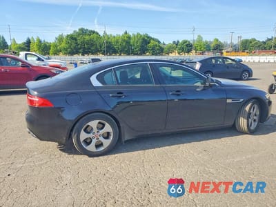 Trzecie zdjęcie samochodu z tyłu: 2017 JAGUAR XE VIN:SAJAR4BG4HA976950 - miniatura
