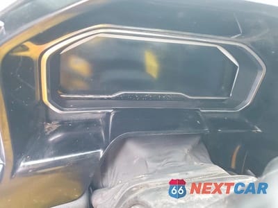 Zdjęcie 9 z 12 samochodu: 2025 CHEVROLET SILVERADO K1500 LT VIN:1GCUKDED4SZ161397 - miniatura