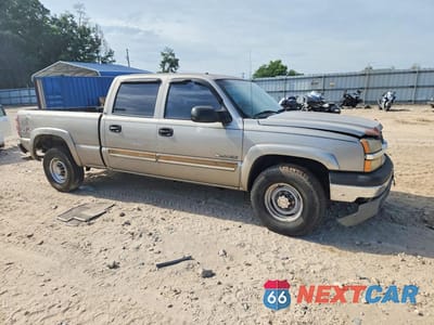 Czwarte zdjęcie samochodu z boku: 2003 CHEVROLET SILVERADO K1500 HEAVY DUTY VIN:1GCGK13U33F143085 - miniatura