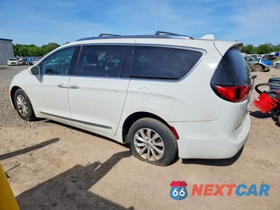 Drugie zdjęcie samochodu z przodu: 2018 CHRYSLER PACIFICA TOURING L VIN:2C4RC1BG5JR119765 - miniatura