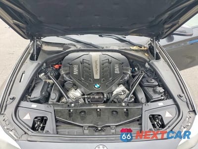Zdjęcie 11 z 12 samochodu: 2012 BMW 550 XI VIN:WBAFU9C52CDW93657 - miniatura