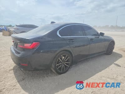 Trzecie zdjęcie samochodu z tyłu: 2019 BMW 330I VIN:WBA5R1C57KAK08153 - miniatura