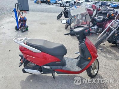 2010 HONDA ELITE LWBJF1906A1002025 - główne zdjęcie licytacji z USA - miniatura