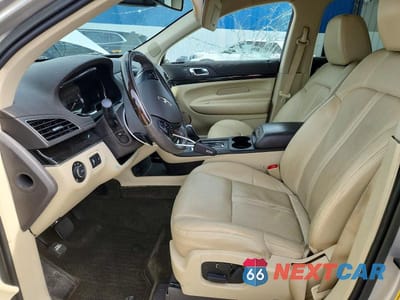 Zdjęcie 7 z 12 samochodu: 2018 LINCOLN MKT VIN:2LMHJ5AT5JBL01708 - miniatura