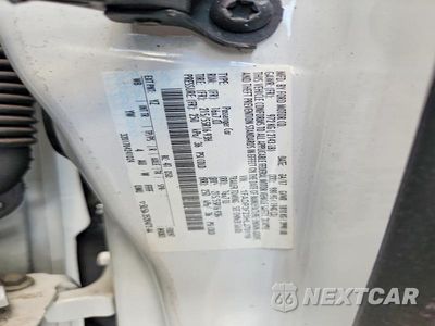 Zdjęcie 12 z 12 samochodu: 2017 FORD FOCUS SE VIN:1FADP3F23HL270119 - miniatura