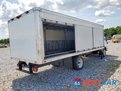 Trzecie zdjęcie samochodu z tyłu: 2022 ISUZU NRR BOX TRUCK VIN:54DE5W1L8NSR00042 - miniatura