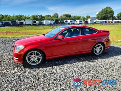 2014 MERCEDES-BENZ C 350 4MATIC WDDGJ8JB1EG195556 - główne zdjęcie licytacji z USA - miniatura