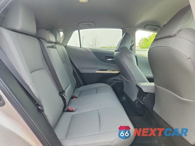 Zdjęcie 11 z 13 samochodu: 2022 TOYOTA VENZA XLE VIN:JTEAAAAH8NJ102655 - miniatura