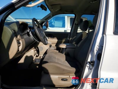 Zdjęcie 7 z 13 samochodu: 2003 FORD ESCAPE XLT VIN:1FMYU93103KE07031 - miniatura