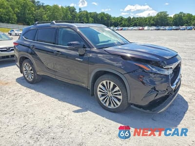 Czwarte zdjęcie samochodu z boku: 2020 TOYOTA HIGHLANDER HYBRID PLATINUM VIN:5TDEBRCH6LS012726 - miniatura