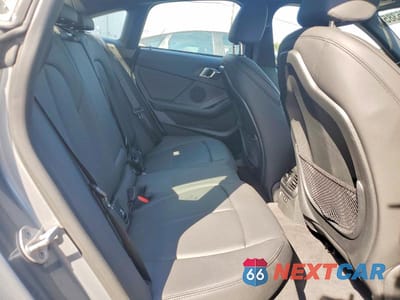 Zdjęcie 10 z 12 samochodu: 2024 BMW 228XI VIN:WBA73AK09R7R50061 - miniatura