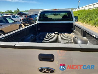 Zdjęcie 10 z 13 samochodu: 2010 FORD F250 SUPER DUTY VIN:1FTNF2B56AEA03532 - miniatura