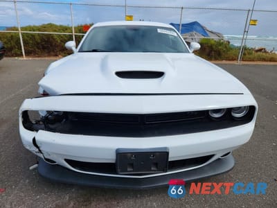 Piąte zdjęcie samochodu w środku: 2020 DODGE CHALLENGER R/T VIN:2C3CDZBT4LH118862 - miniatura