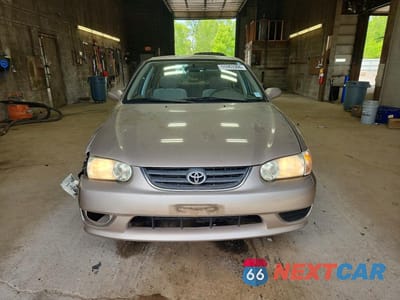 Piąte zdjęcie samochodu w środku: 2001 TOYOTA COROLLA LE VIN:1NXBR12E61Z558048 - miniatura