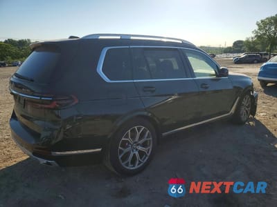 Trzecie zdjęcie samochodu z tyłu: 2025 BMW X7 XDRIVE40I VIN:5UX23EM06S9X68120 - miniatura