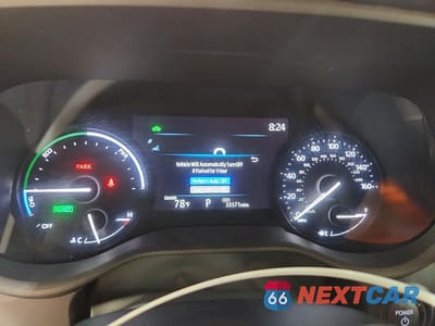 Zdjęcie 9 z 13 samochodu: 2025 TOYOTA SIENNA XLE 8-PASSENGER VIN:5TDYRKEC2SS243705 - miniatura