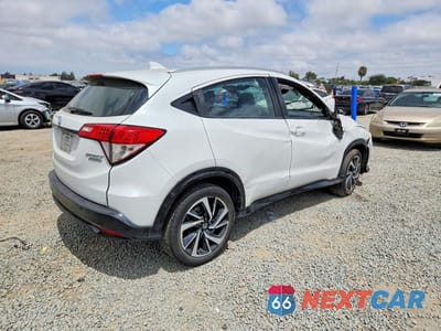 Trzecie zdjęcie samochodu z tyłu: 2020 HONDA HR-V SPORT VIN:3CZRU6H18LM727300 - miniatura
