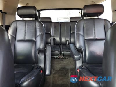 Zdjęcie 10 z 13 samochodu: 2007 GMC YUKON DENALI VIN:1GKFK63847J271466 - miniatura