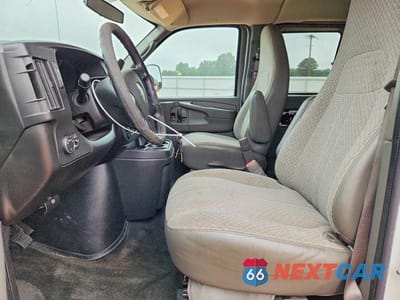 Zdjęcie 7 z 13 samochodu: 2011 CHEVROLET EXPRESS G3500 LT VIN:1GAZG1FG0B1152640 - miniatura