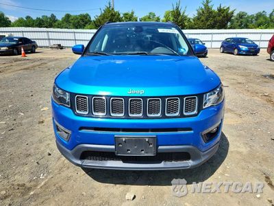 Piąte zdjęcie samochodu w środku: 2018 JEEP COMPASS LATITUDE VIN:3C4NJDBB6JT115487 - miniatura