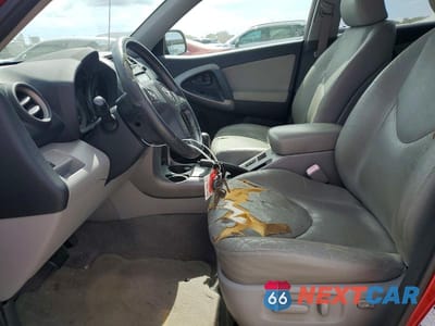 Zdjęcie 7 z 13 samochodu: 2008 TOYOTA RAV4 LIMITED VIN:JTMBD31V886080133 - miniatura