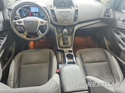 Zdjęcie 8 z 12 samochodu: 2015 FORD ESCAPE S VIN:1FMCU0F74FUC37139 - miniatura