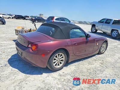 Trzecie zdjęcie samochodu z tyłu: 2003 BMW Z4 3.0 VIN:4USBT53493LT22774 - miniatura