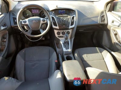 Zdjęcie 8 z 12 samochodu: 2013 FORD FOCUS SE VIN:1FADP3F23DL122546 - miniatura