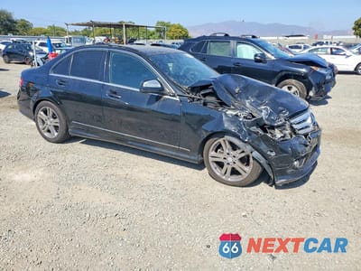 Czwarte zdjęcie samochodu z boku: 2008 MERCEDES-BENZ C 300 VIN:WDDGF54X78F047395 - miniatura
