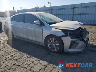 Czwarte zdjęcie samochodu z boku: 2018 HYUNDAI IONIQ LIMITED VIN:KMHC05LC9JU073812 - miniatura