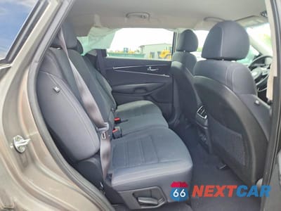 Zdjęcie 11 z 13 samochodu: 2018 KIA SORENTO LX V6 VIN:5XYPG4A53JG404644 - miniatura