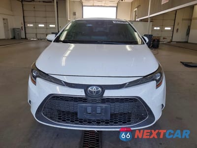 Piąte zdjęcie samochodu w środku: 2020 TOYOTA COROLLA XLE VIN:JTDFPRAE2LJ064902 - miniatura