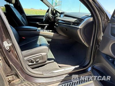 Piąte zdjęcie samochodu w środku: 2018 BMW X5 XDR40E VIN:5UXKT0C54J0W02939 - miniatura