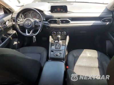 Zdjęcie 8 z 13 samochodu: 2018 MAZDA CX-5 VIN:JM3KFBBM1J0363337 - miniatura