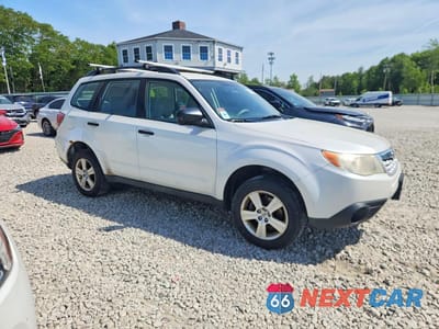 Czwarte zdjęcie samochodu z boku: 2011 SUBARU FORESTER 2.5X VIN:JF2SHABC3BH737181 - miniatura