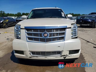 Piąte zdjęcie samochodu w środku: 2011 CADILLAC ESCALADE ESV PREMIUM VIN:1GYS4JEF9BR154814 - miniatura