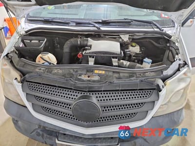 Zdjęcie 12 z 14 samochodu: 2015 MERCEDES-BENZ SPRINTER 2500 VIN:WD3PE7DC5F5950941 - miniatura